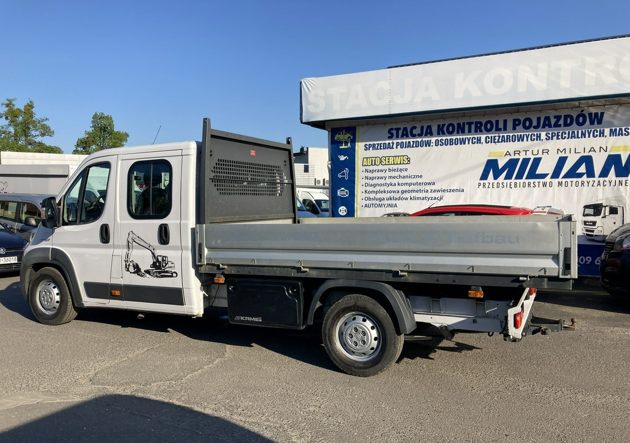 Fiat Ducato Ducato Max 2.3JTD-150KM Dokka Doka Brygadówka skrzynia Klima 2017 - Dodávka valník, Dodávkа s dvojitou kabínou: obrázok 3 Fiat Ducato Ducato Max 2.3JTD-150KM Dokka Doka Brygadówka skrzynia Klima 2017 - Dodávka valník, Dodávkа s dvojitou kabínou: obrázok 3