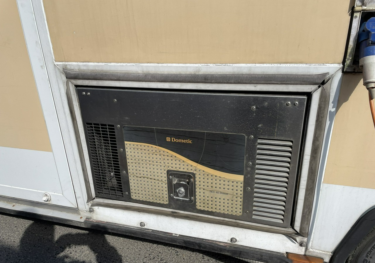 Pojazdná predajňa Fiat Ducato Fiat Autosklep Grill Gastronomiczny Food Truck Foodtruck sklep: obrázok 18