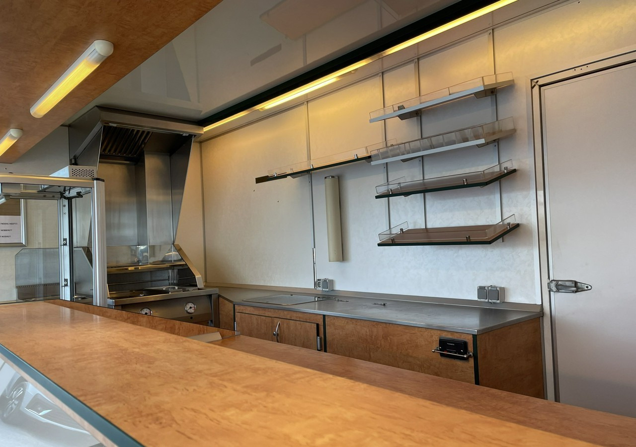 Pojazdná predajňa Fiat Ducato Fiat Autosklep Grill Gastronomiczny Food Truck Foodtruck sklep: obrázok 11
