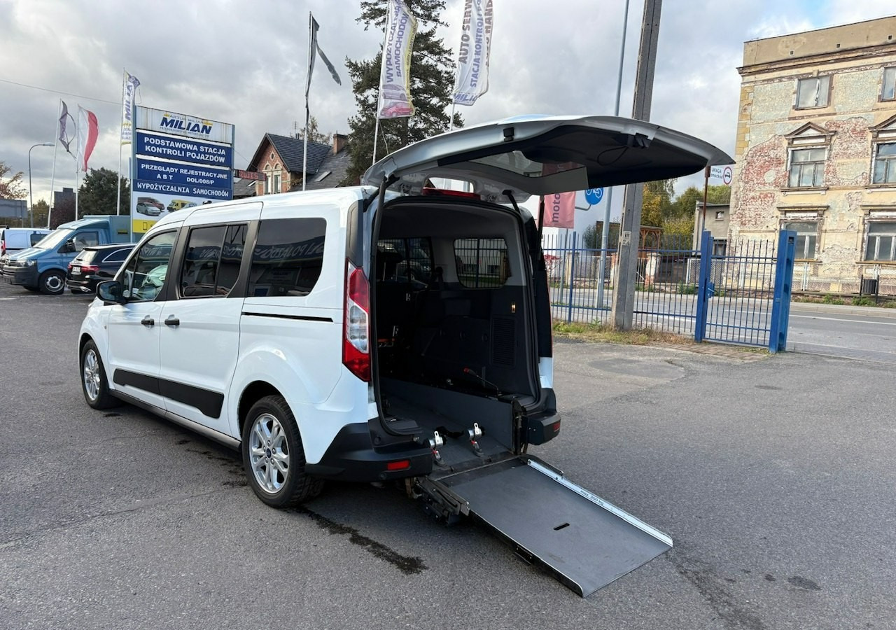 Ford Tourneo Connect II Connect dla niepełnosprawnych Rampa Inwalida PFRON 2021 1.5TDci Auto - Kombi: obrázok 4 Ford Tourneo Connect II Connect dla niepełnosprawnych Rampa Inwalida PFRON 2021 1.5TDci Auto - Kombi: obrázok 4