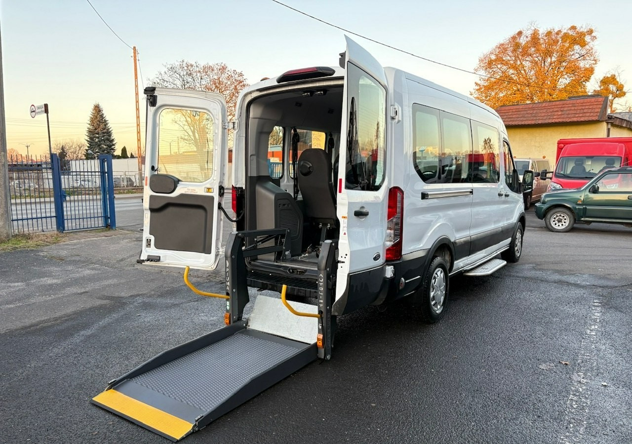 Ford Transit VIII Transit do przewozu Niepełnosprawnych 3 Wózki inwalida Rrampa 2020 - Automobil: obrázok 4 Ford Transit VIII Transit do przewozu Niepełnosprawnych 3 Wózki inwalida Rrampa 2020 - Automobil: obrázok 4