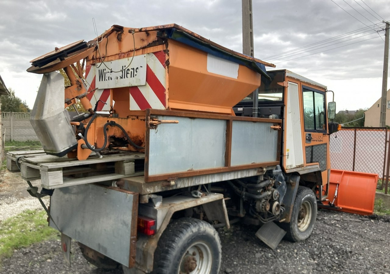 Inna Inny Hansa 4X4 pług posypywarka wywrotka - Vozidlo na odpratávanie snehu: obrázok 1 Inna Inny Hansa 4X4 pług posypywarka wywrotka - Vozidlo na odpratávanie snehu: obrázok 1