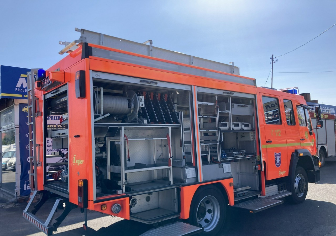 MAN MAN 15,250 Straż pożarna gaśnicza 9-osobowa 4X4 Wóz strażacki MAN 15,250 Straż pożarna gaśnicza 9-osobowa 4X4 Wóz strażacki - Hasičské vozidlo: obrázok 1 MAN MAN 15,250 Straż pożarna gaśnicza 9-osobowa 4X4 Wóz strażacki MAN 15,250 Straż pożarna gaśnicza 9-osobowa 4X4 Wóz strażacki - Hasičské vozidlo: obrázok 1