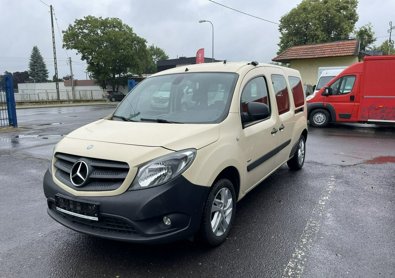 Mercedes-Benz Citan Citan Tourer Mercedes Citan 6-osob przewozu Niepełnosprawnych inwalida - Kombi: obrázok 2 Mercedes-Benz Citan Citan Tourer Mercedes Citan 6-osob przewozu Niepełnosprawnych inwalida - Kombi: obrázok 2