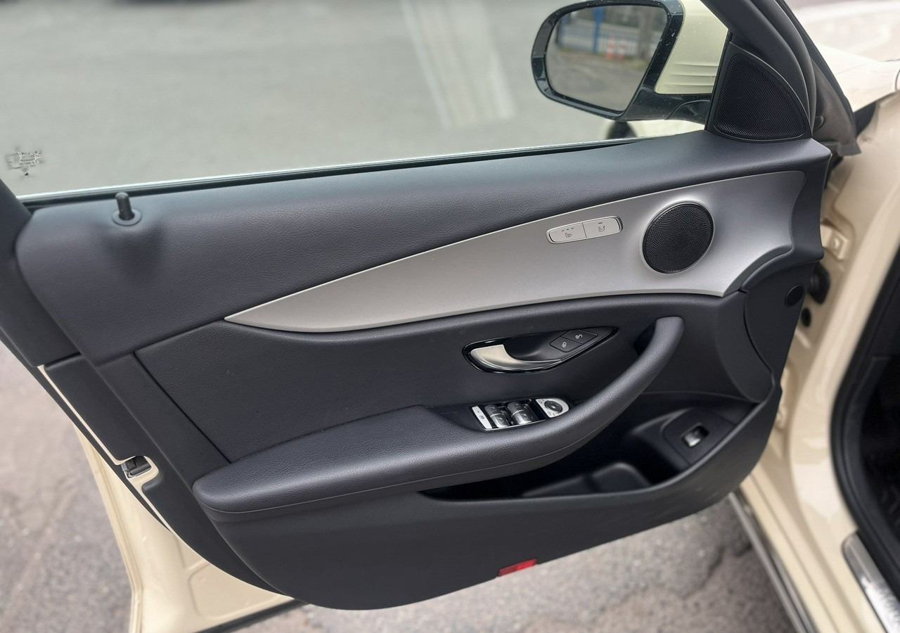 Mercedes-Benz Klasa E E220d T 9G-tronic 197KM Navi FullLed Kamera Asystent Model 2020 FV 2 - Automobil: obrázok 5 Mercedes-Benz Klasa E E220d T 9G-tronic 197KM Navi FullLed Kamera Asystent Model 2020 FV 2 - Automobil: obrázok 5