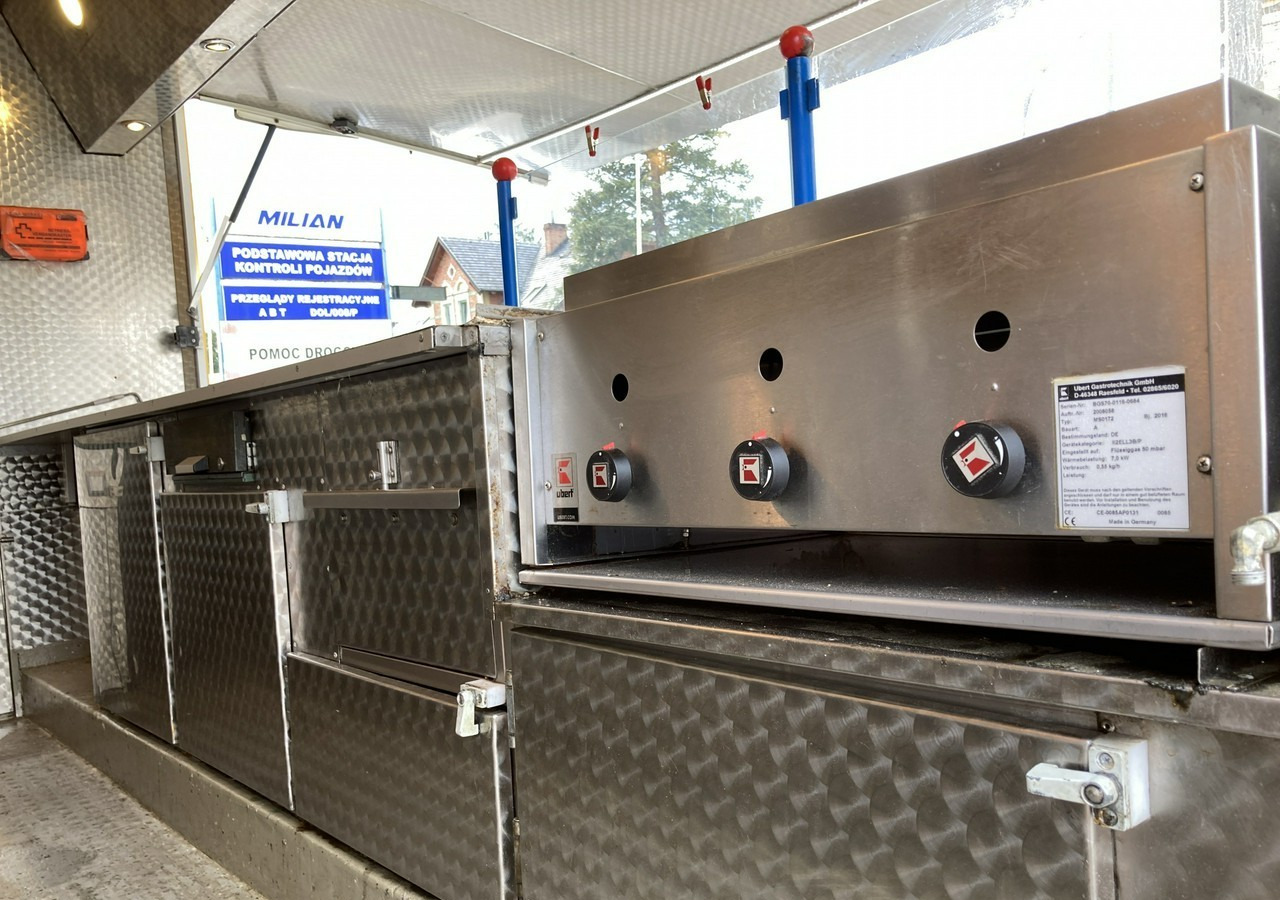 Mercedes-Benz Sprinter Autosklep Grill kurczak Gastronomiczny Food Truck Foodtruck sklep 20 - Pojazdná predajňa: obrázok 5 Mercedes-Benz Sprinter Autosklep Grill kurczak Gastronomiczny Food Truck Foodtruck sklep 20 - Pojazdná predajňa: obrázok 5
