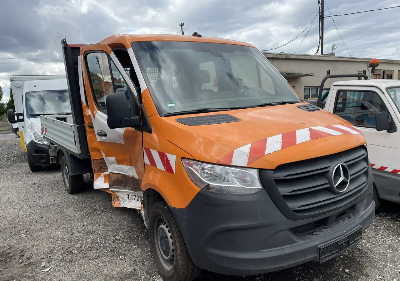 Mercedes-Benz Sprinter Sprinter 314 Dokka Brygadówka 7-oso doka Klim skrzynia rama Model 20 - Dodávka valník, Dodávkа s dvojitou kabínou: obrázok 2 Mercedes-Benz Sprinter Sprinter 314 Dokka Brygadówka 7-oso doka Klim skrzynia rama Model 20 - Dodávka valník, Dodávkа s dvojitou kabínou: obrázok 2