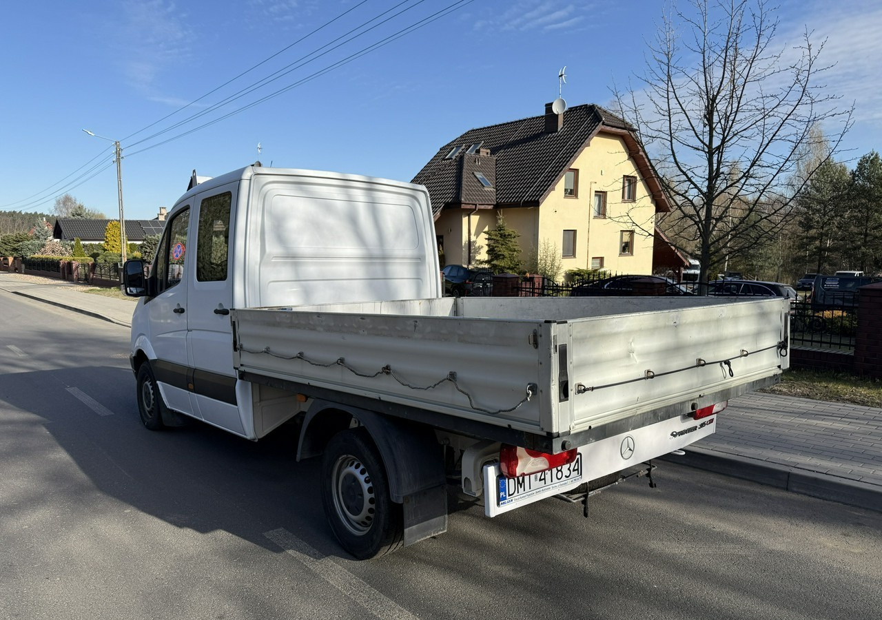 Mercedes-Benz Sprinter Sprinter 315 CDI dokka doka Brygadówka skrzynia 2007 - Dodávka valník, Dodávkа s dvojitou kabínou: obrázok 5 Mercedes-Benz Sprinter Sprinter 315 CDI dokka doka Brygadówka skrzynia 2007 - Dodávka valník, Dodávkа s dvojitou kabínou: obrázok 5