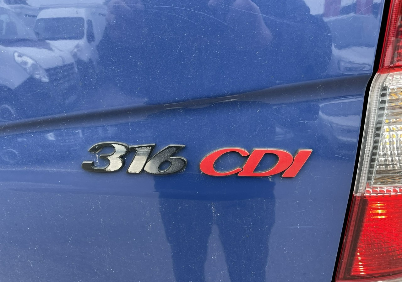 Dodávkа s dvojitou kabínou Mercedes-Benz Sprinter Sprinter 316 Maxi Brygadówka 6-osob dokka doka Klima 2010: obrázok 11 Dodávkа s dvojitou kabínou Mercedes-Benz Sprinter Sprinter 316 Maxi Brygadówka 6-osob dokka doka Klima 2010: obrázok 11