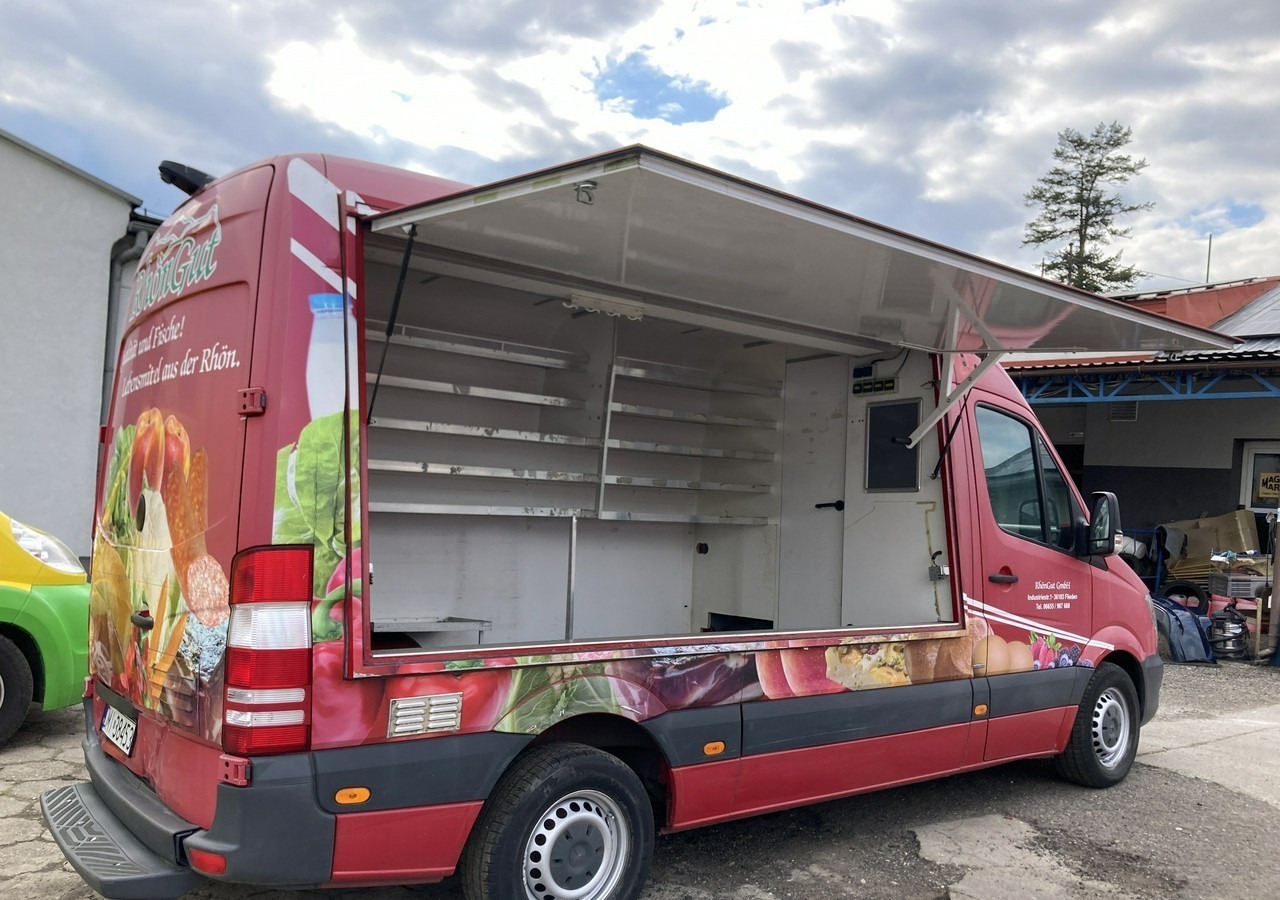 Mercedes-Benz Sprinter Sprinter Autosklep sklep bar Gastronomiczny Food Truck Foodtruck 201 - Pojazdná predajňa: obrázok 3 Mercedes-Benz Sprinter Sprinter Autosklep sklep bar Gastronomiczny Food Truck Foodtruck 201 - Pojazdná predajňa: obrázok 3