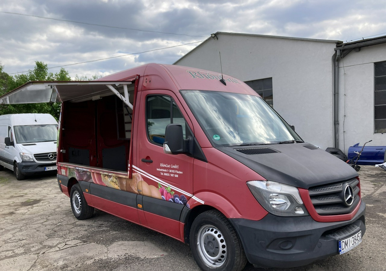 Mercedes-Benz Sprinter Sprinter Autosklep sklep bar Gastronomiczny Food Truck Foodtruck 201 - Pojazdná predajňa: obrázok 5 Mercedes-Benz Sprinter Sprinter Autosklep sklep bar Gastronomiczny Food Truck Foodtruck 201 - Pojazdná predajňa: obrázok 5
