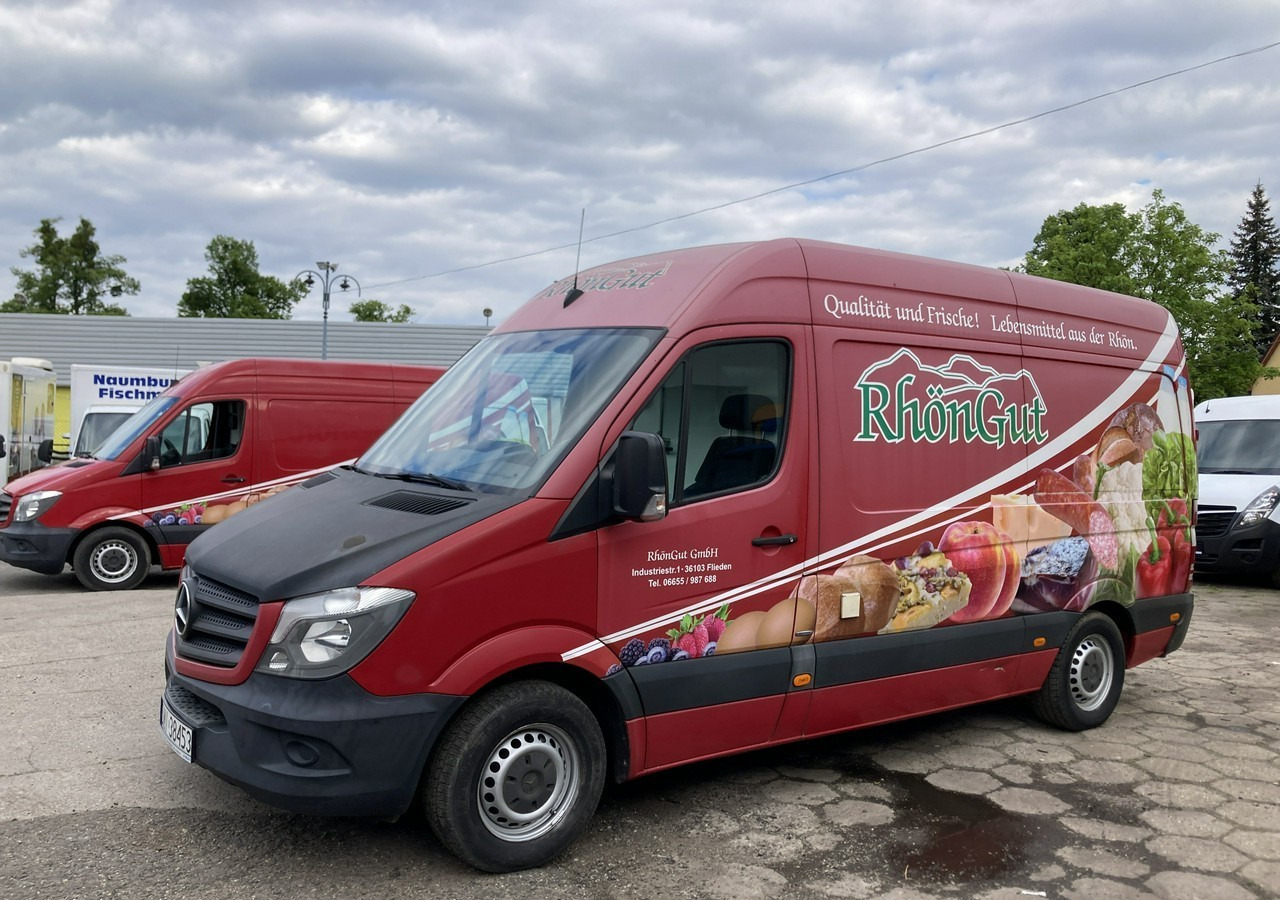 Mercedes-Benz Sprinter Sprinter Autosklep sklep bar Gastronomiczny Food Truck Foodtruck 201 - Pojazdná predajňa: obrázok 4 Mercedes-Benz Sprinter Sprinter Autosklep sklep bar Gastronomiczny Food Truck Foodtruck 201 - Pojazdná predajňa: obrázok 4