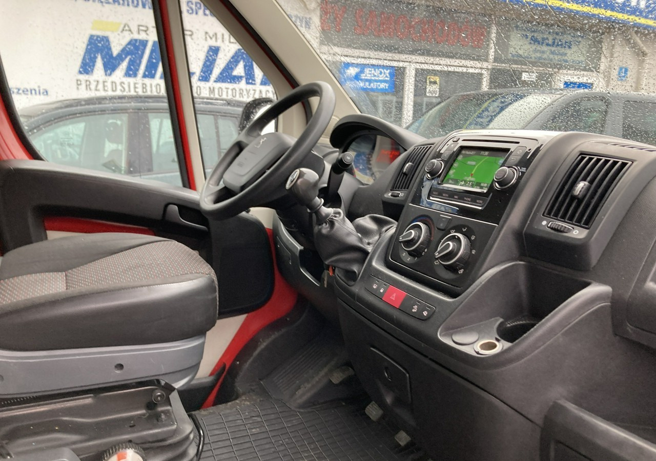 Peugeot Boxer Autosklep pieczywa Gastronomiczny Food Truck Foodtruck sklep 2018 - Pojazdná predajňa: obrázok 5 Peugeot Boxer Autosklep pieczywa Gastronomiczny Food Truck Foodtruck sklep 2018 - Pojazdná predajňa: obrázok 5