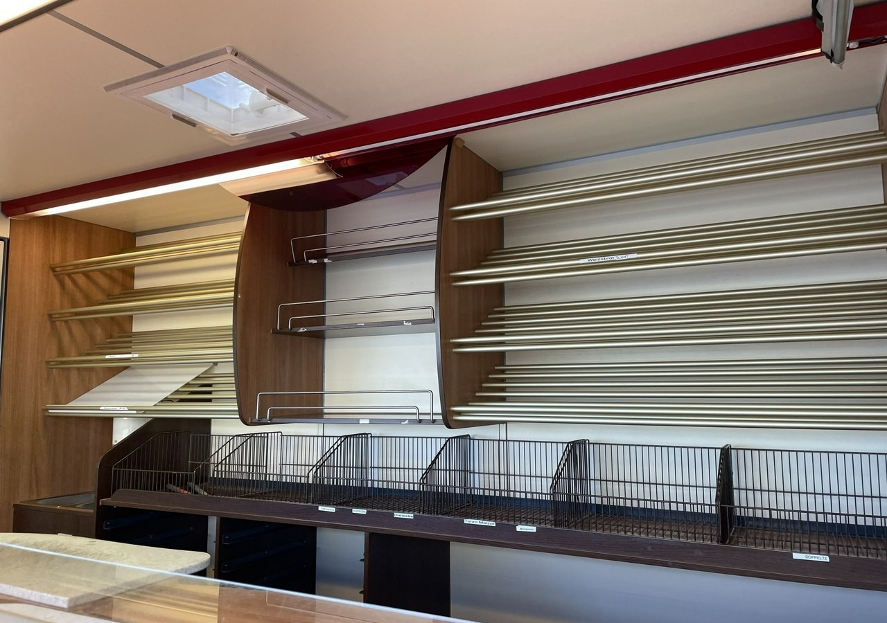 Renault Master Autosklep piecz Sklep Gastronomiczny Food Truck Foodtruck 117tkm Bor - Pojazdná predajňa: obrázok 5 Renault Master Autosklep piecz Sklep Gastronomiczny Food Truck Foodtruck 117tkm Bor - Pojazdná predajňa: obrázok 5