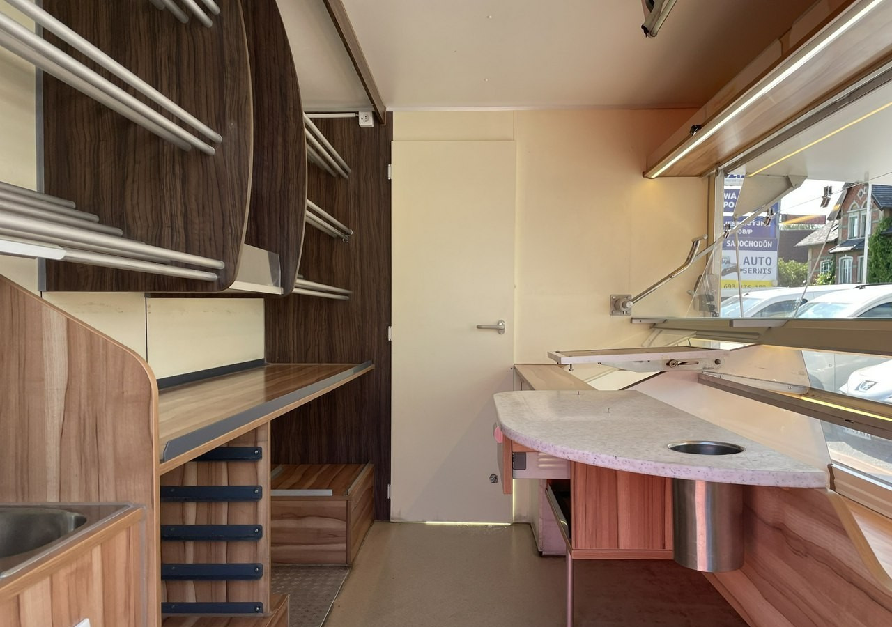 Renault Master Autosklep pieczywa Gastronomiczny Food Truck Foodtruck Sklep Borco20 - Pojazdná predajňa: obrázok 2 Renault Master Autosklep pieczywa Gastronomiczny Food Truck Foodtruck Sklep Borco20 - Pojazdná predajňa: obrázok 2