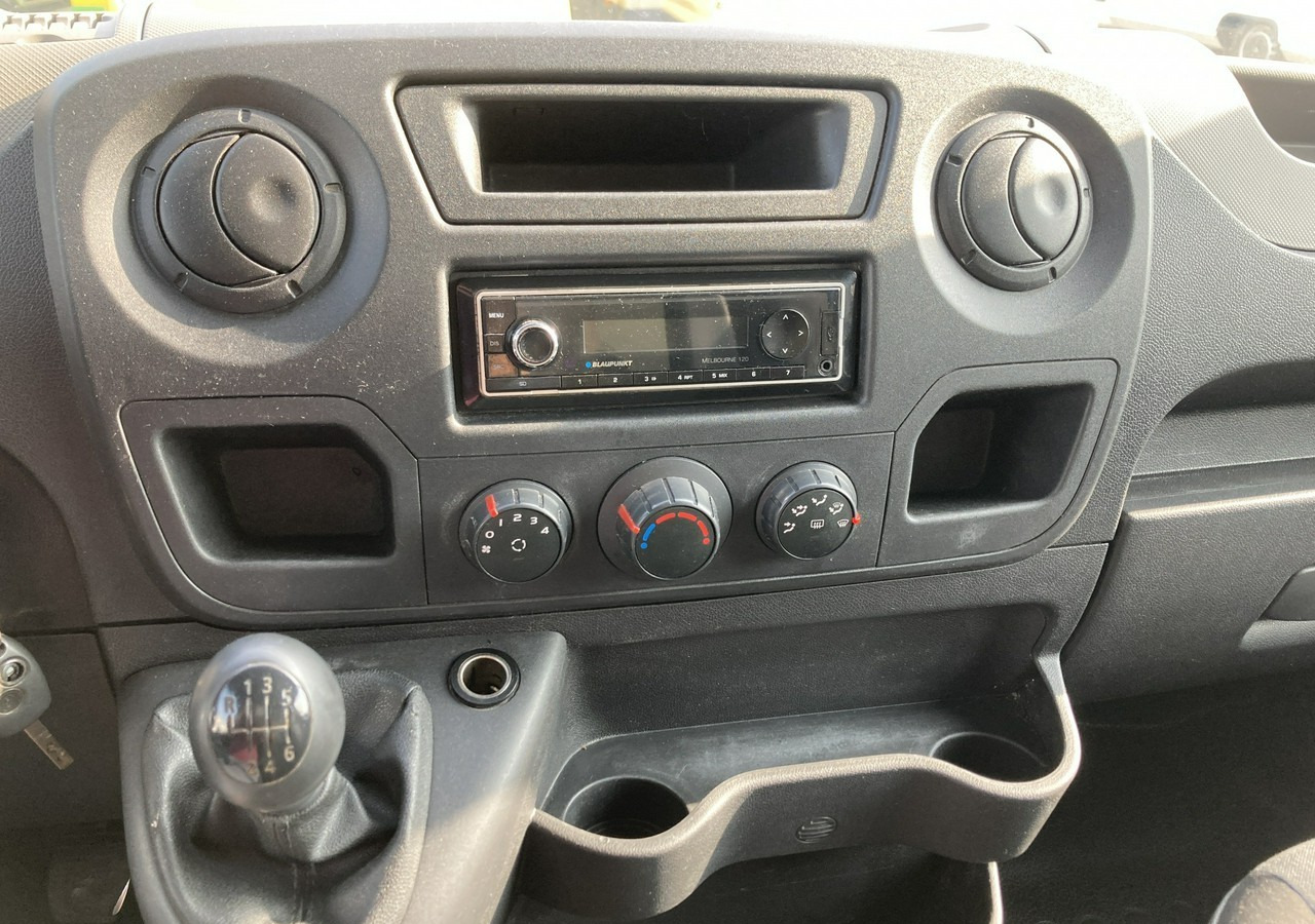 Renault Master Autosklep pieczywa Gastronomiczny Food Truck Foodtruck sklep BORCO20 - Pojazdná predajňa: obrázok 5 Renault Master Autosklep pieczywa Gastronomiczny Food Truck Foodtruck sklep BORCO20 - Pojazdná predajňa: obrázok 5