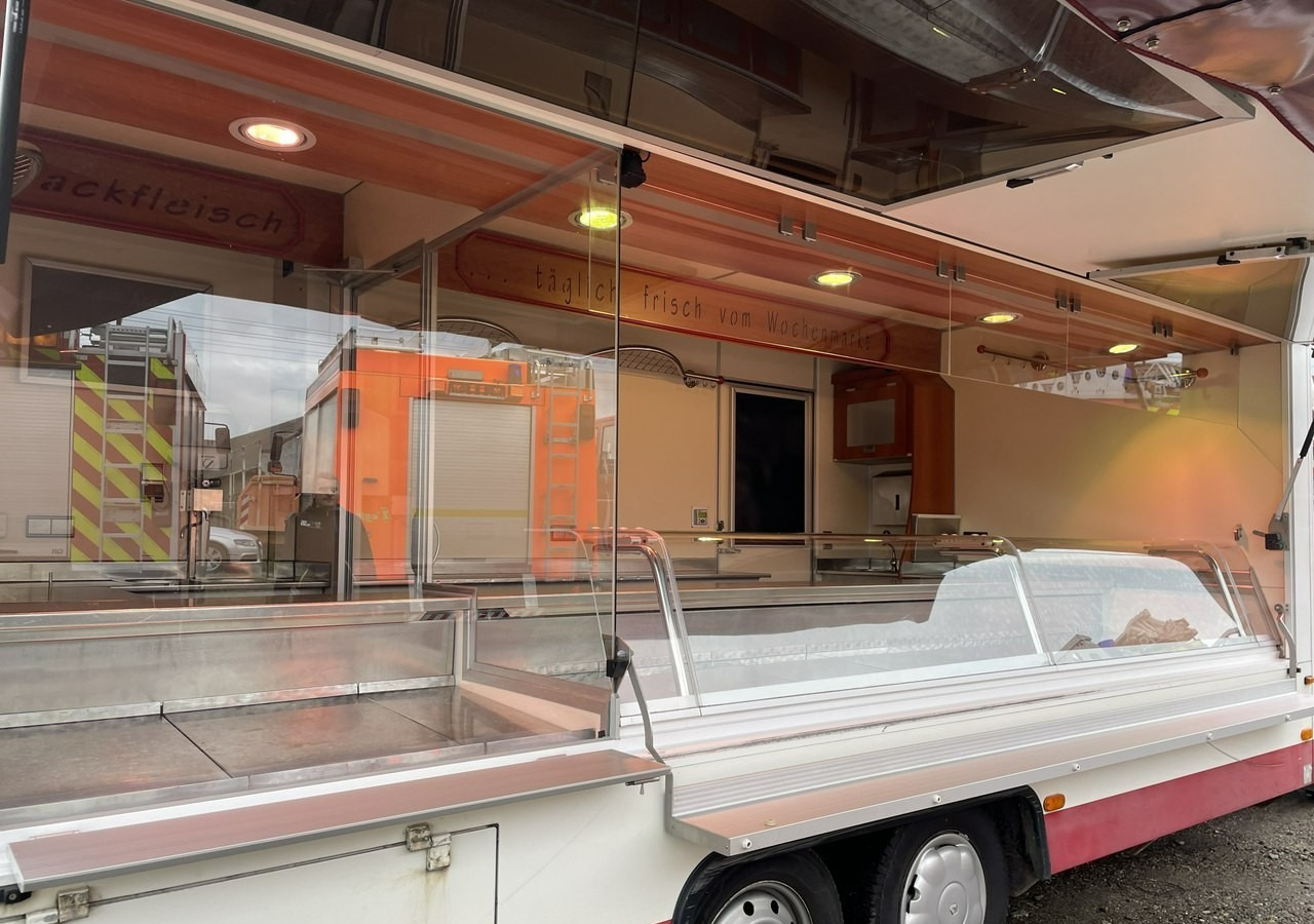 Renault Master Autosklep wędl Gastronomiczny Food Truck Foodtruck Sklep Klima Borc - Pojazdná predajňa: obrázok 2 Renault Master Autosklep wędl Gastronomiczny Food Truck Foodtruck Sklep Klima Borc - Pojazdná predajňa: obrázok 2