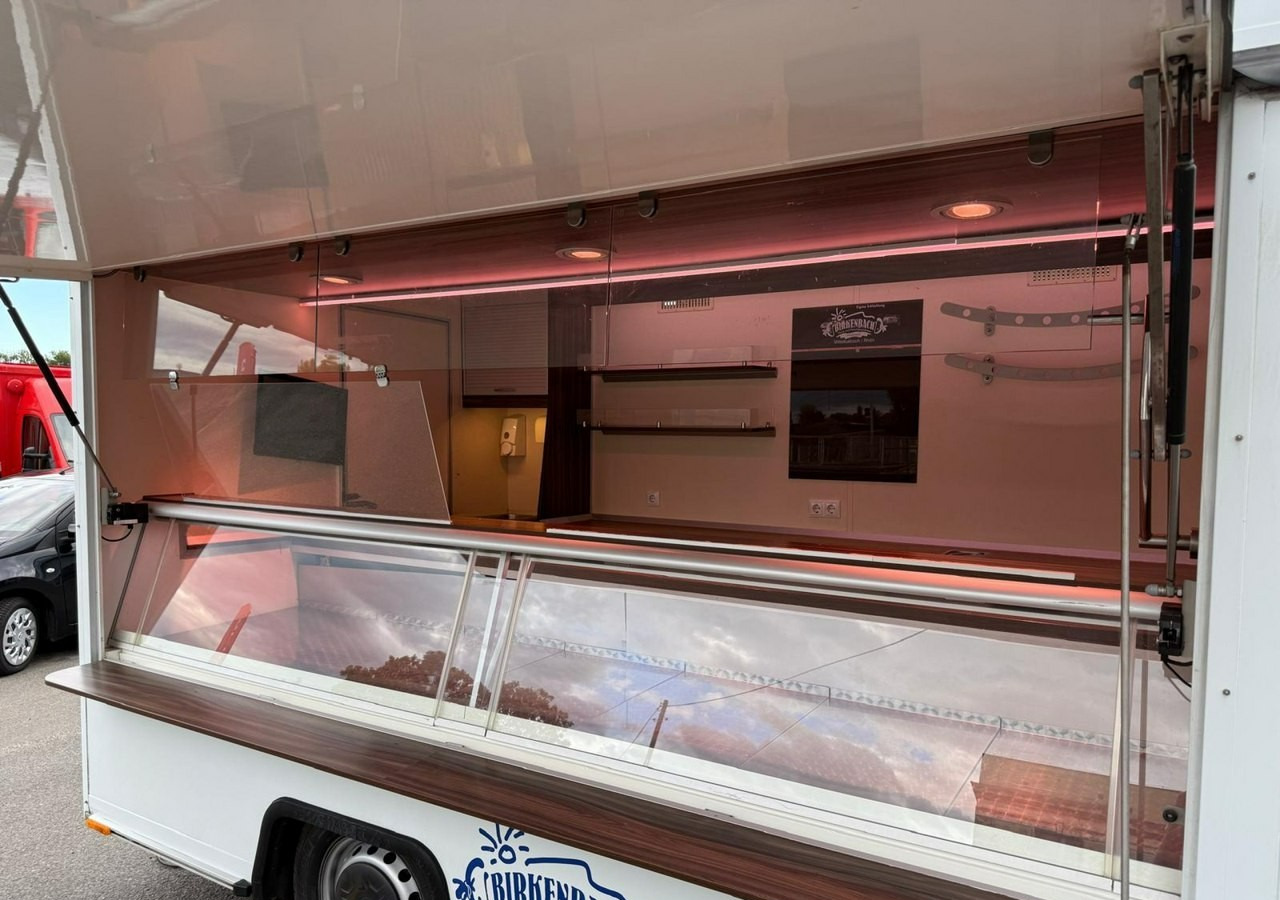 Renault Master Autosklep wędlin Gastronomiczny Food Truck Foodtruck Sklep Solar 20 - Pojazdná predajňa: obrázok 4 Renault Master Autosklep wędlin Gastronomiczny Food Truck Foodtruck Sklep Solar 20 - Pojazdná predajňa: obrázok 4