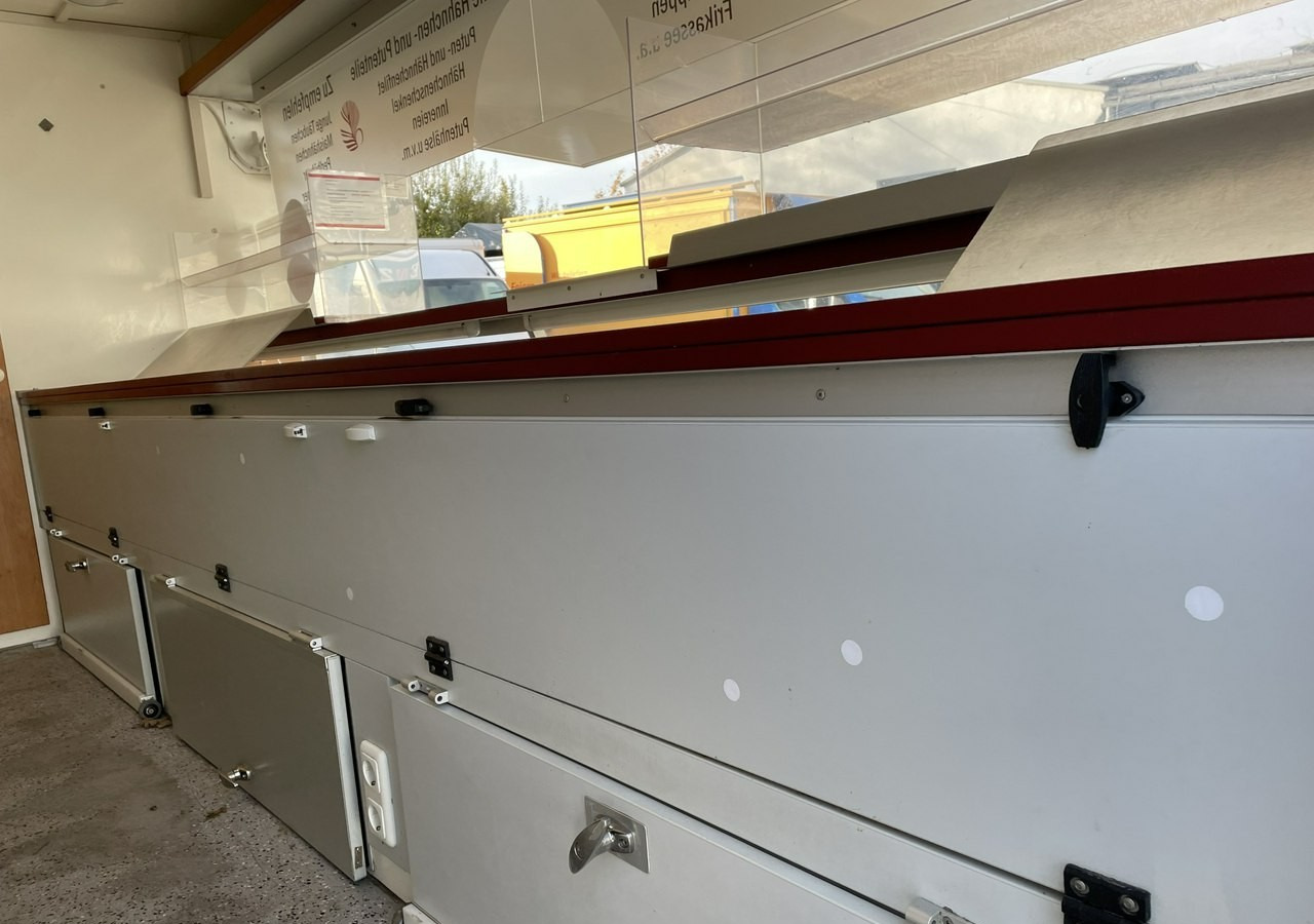 Renault Master Master Autosklep Gastronomiczny Food Truck Foodtruck Sklep bar 2009 - Pojazdná predajňa: obrázok 5 Renault Master Master Autosklep Gastronomiczny Food Truck Foodtruck Sklep bar 2009 - Pojazdná predajňa: obrázok 5