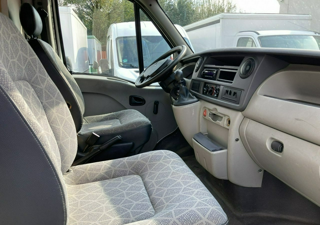 Pojazdná predajňa Renault Master Master Autosklep Gastronomiczny Food Truck Foodtruck Sklep bar 2009: obrázok 8