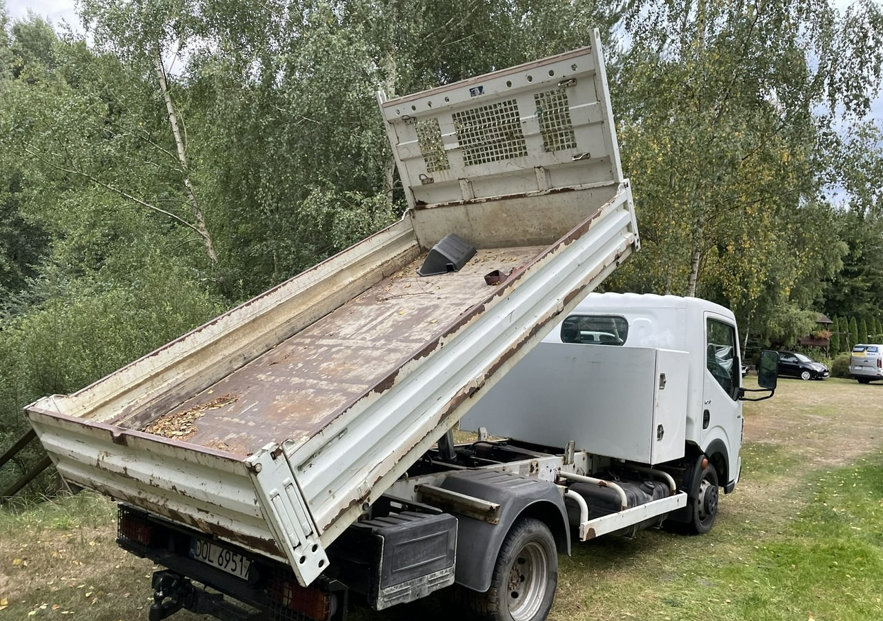 Renault Maxity Renault Maxity 3,0-150KM Canter Wywrotka skrzynia 2010 - Dodávka sklápač: obrázok 3 Renault Maxity Renault Maxity 3,0-150KM Canter Wywrotka skrzynia 2010 - Dodávka sklápač: obrázok 3