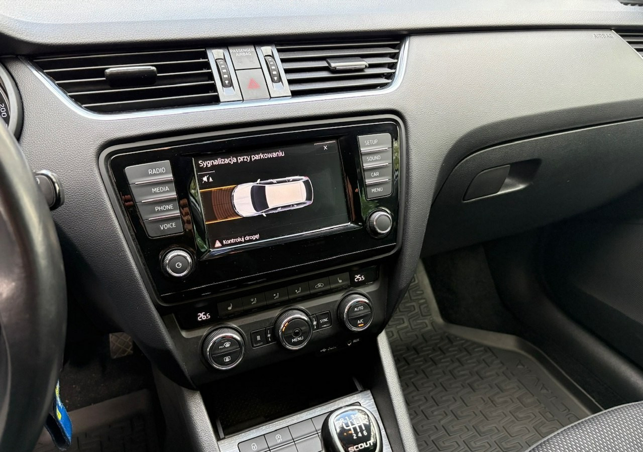 Automobil Skoda Octavia III Skoda Octavia 4X4 Scout 2.0 TDI -150KM Model 2017 Bezwypadkowa FV 23: obrázok 20 Automobil Skoda Octavia III Skoda Octavia 4X4 Scout 2.0 TDI -150KM Model 2017 Bezwypadkowa FV 23: obrázok 20