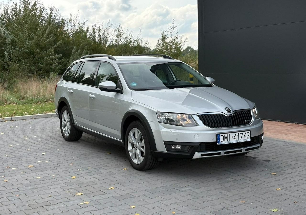 Skoda Octavia III Skoda Octavia 4X4 Scout 2.0 TDI -150KM Model 2017 Bezwypadkowa FV 23 - Automobil: obrázok 1 Skoda Octavia III Skoda Octavia 4X4 Scout 2.0 TDI -150KM Model 2017 Bezwypadkowa FV 23 - Automobil: obrázok 1