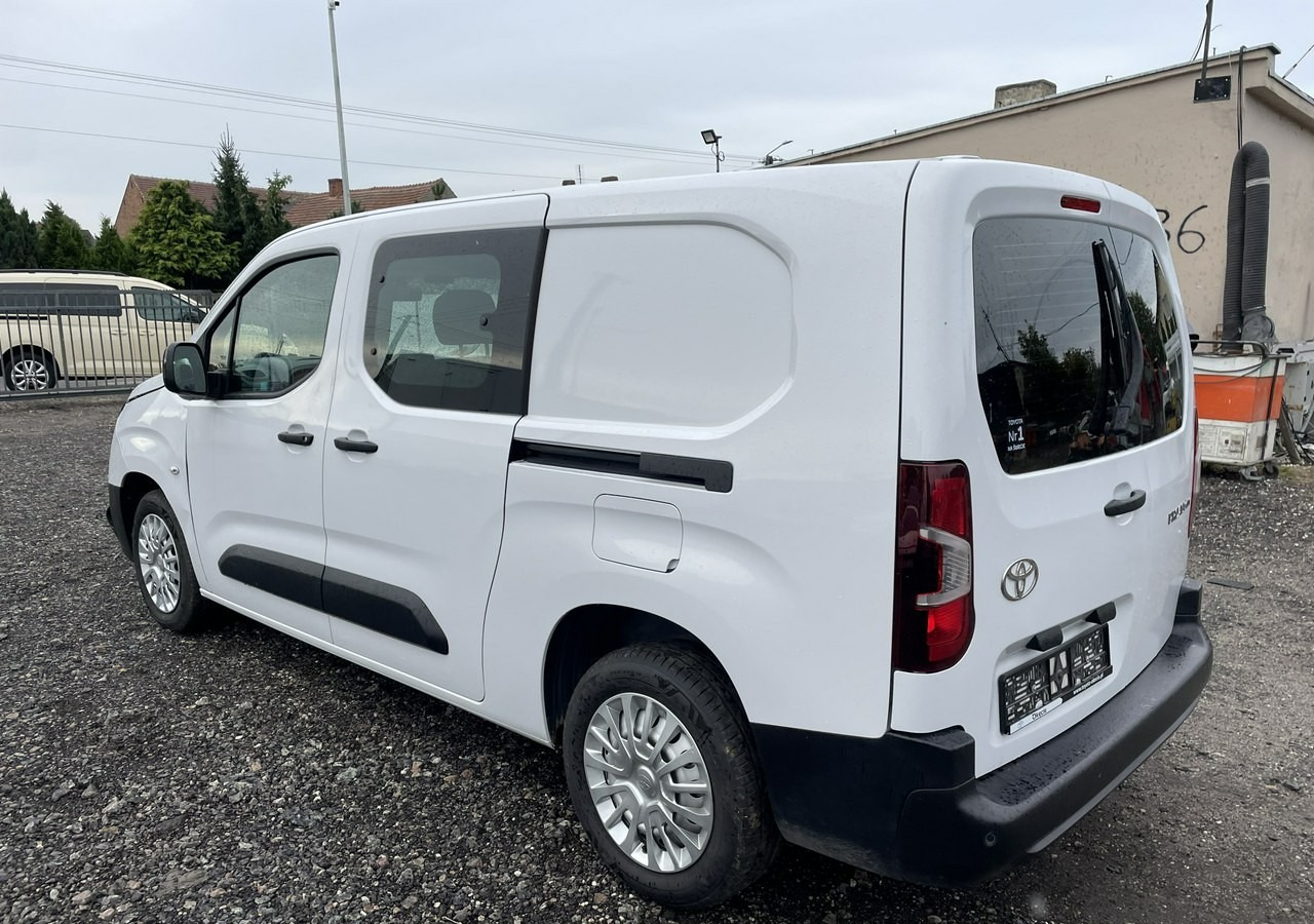 Toyota Inny Toyota Toyota Proace City MAXI Brygadówka dokka Klima 5-osob Salon PL 2024 - Furgon: obrázok 4 Toyota Inny Toyota Toyota Proace City MAXI Brygadówka dokka Klima 5-osob Salon PL 2024 - Furgon: obrázok 4
