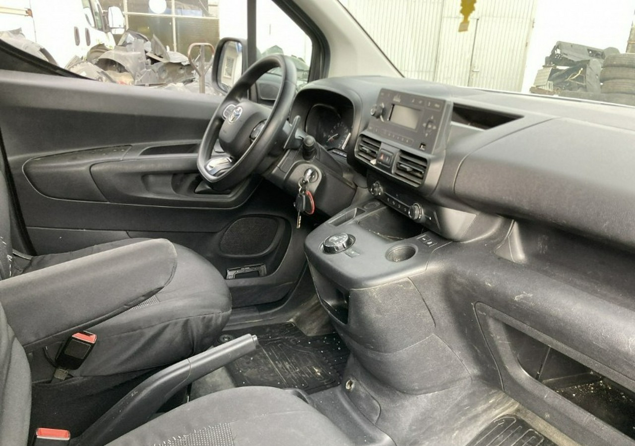 Toyota Inny Toyota Toyota Proace City Maxi - 5 osob Automat Klima Salon PL Model 2021 - Furgon: obrázok 4 Toyota Inny Toyota Toyota Proace City Maxi - 5 osob Automat Klima Salon PL Model 2021 - Furgon: obrázok 4