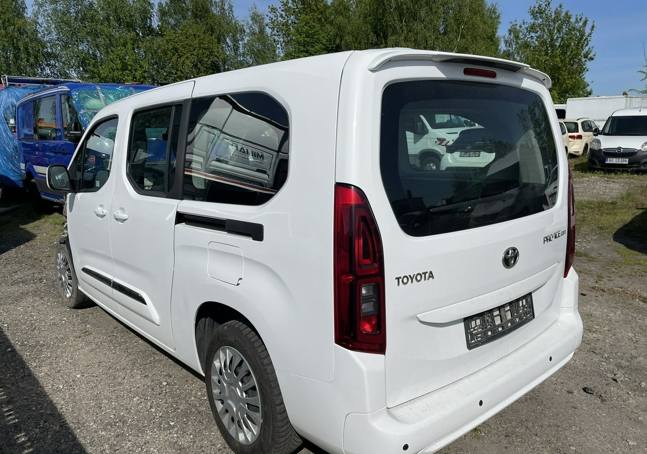 Toyota ProAce Proace City Verso Toyota Proace City Verso Long 1.5 D-4D Business 2021Salon - Automobil: obrázok 1 Toyota ProAce Proace City Verso Toyota Proace City Verso Long 1.5 D-4D Business 2021Salon - Automobil: obrázok 1