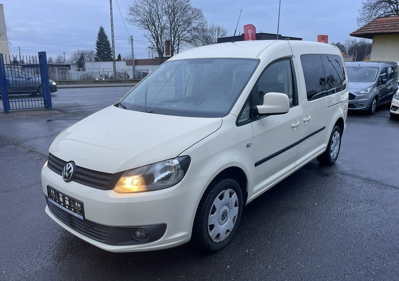 Volkswagen Caddy III Caddy 1.6 TDI dla Niepełnosprawnych inwalida rampa 2015 - Automobil: obrázok 2 Volkswagen Caddy III Caddy 1.6 TDI dla Niepełnosprawnych inwalida rampa 2015 - Automobil: obrázok 2
