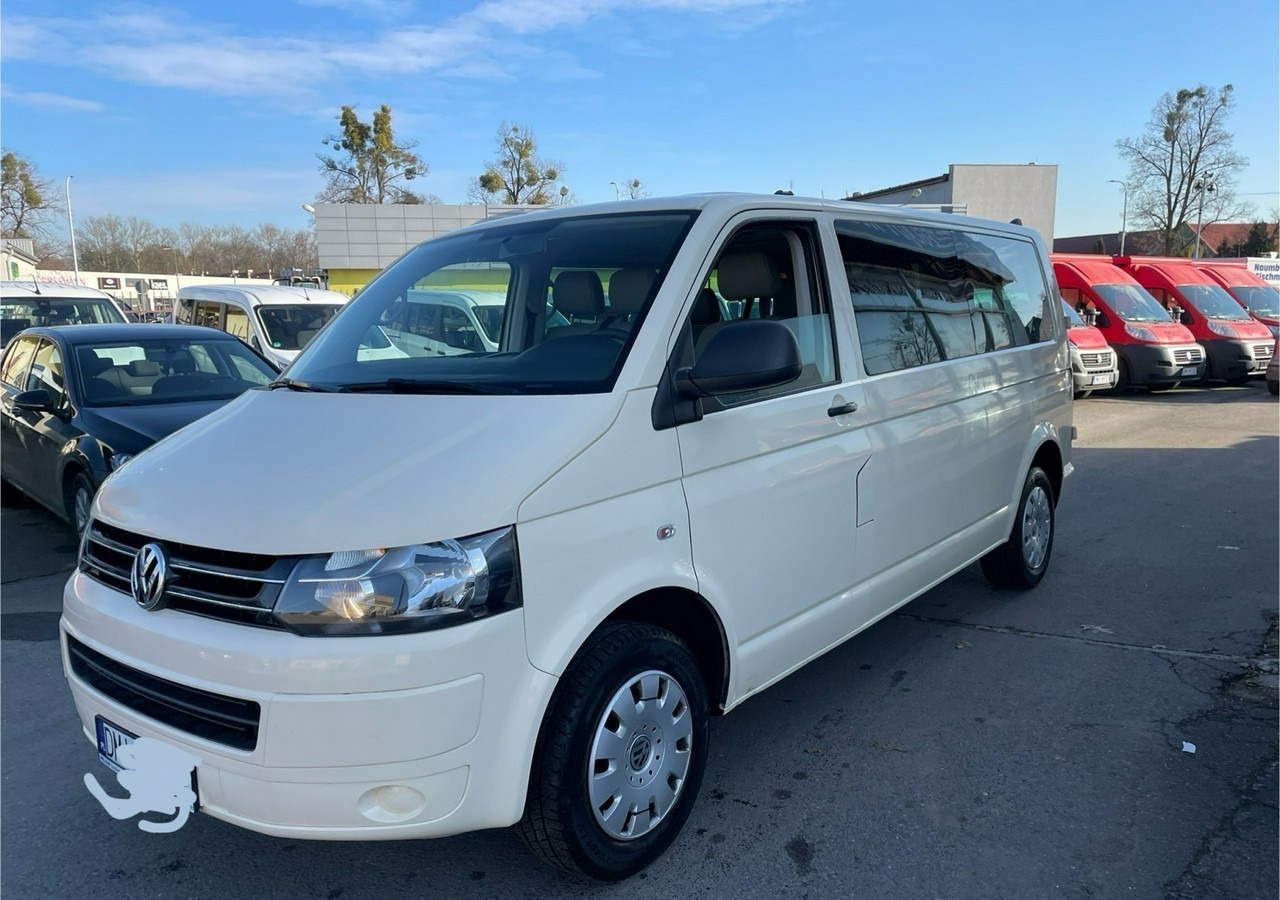 Volkswagen Inny Volkswagen Volkswagen Caravelle 2.0-140KM 2015 - Automobil: obrázok 1 Volkswagen Inny Volkswagen Volkswagen Caravelle 2.0-140KM 2015 - Automobil: obrázok 1