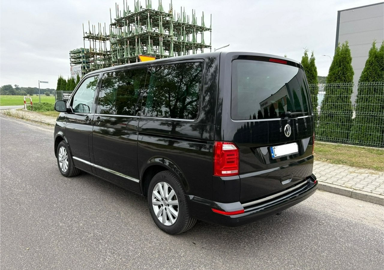 Volkswagen Multivan 2.0TDI 204KM 4-MOTION Highline Skóry Dynaudio HAK Webasto El.drzwi - Automobil: obrázok 4 Volkswagen Multivan 2.0TDI 204KM 4-MOTION Highline Skóry Dynaudio HAK Webasto El.drzwi - Automobil: obrázok 4