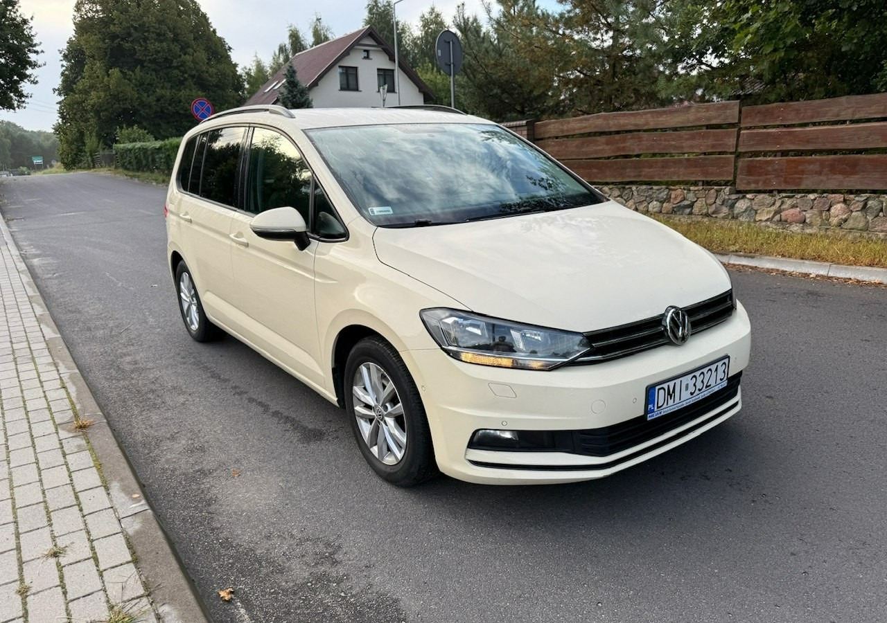 Volkswagen Touran III 2.0 TDI DSG 120 KM Automat 7osobowy Klima Skóra Full Serwis 2020 - Kombi: obrázok 1 Volkswagen Touran III 2.0 TDI DSG 120 KM Automat 7osobowy Klima Skóra Full Serwis 2020 - Kombi: obrázok 1