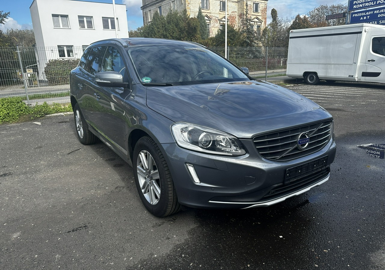 Volvo XC60 I Volvo XC 60 D4AWD Bogate wyposażenie 2017 - SUV: obrázok 1 Volvo XC60 I Volvo XC 60 D4AWD Bogate wyposażenie 2017 - SUV: obrázok 1