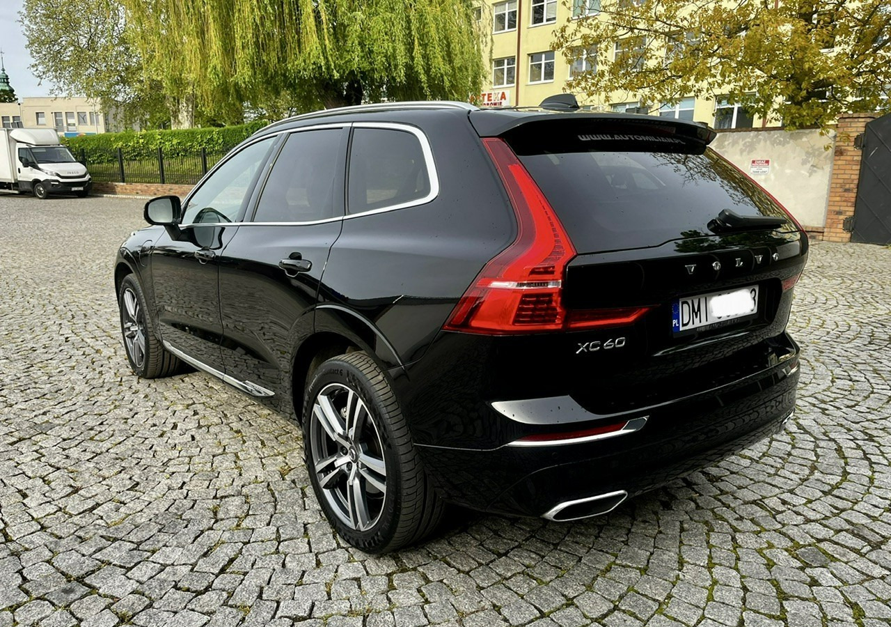 Volvo XC60 II XC60 Recharge Hybryda Plug-in 2.0T8 390KM Inscription Faktura Vat 23 - SUV: obrázok 3 Volvo XC60 II XC60 Recharge Hybryda Plug-in 2.0T8 390KM Inscription Faktura Vat 23 - SUV: obrázok 3