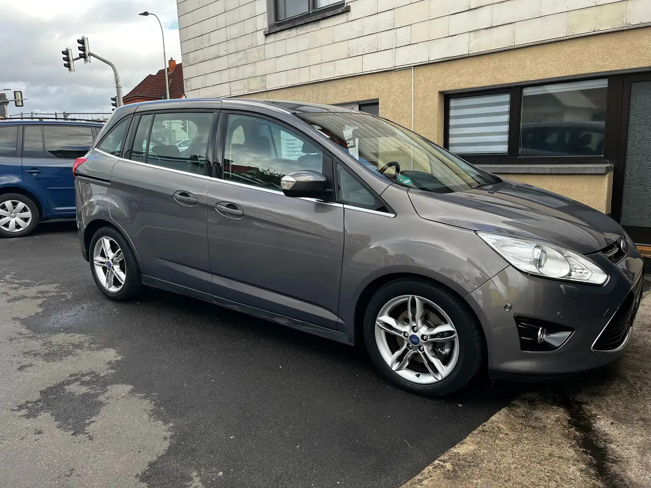 Ford Grand C-Max Titanium Getriebeschaden - Automobil: obrázok 3 Ford Grand C-Max Titanium Getriebeschaden - Automobil: obrázok 3