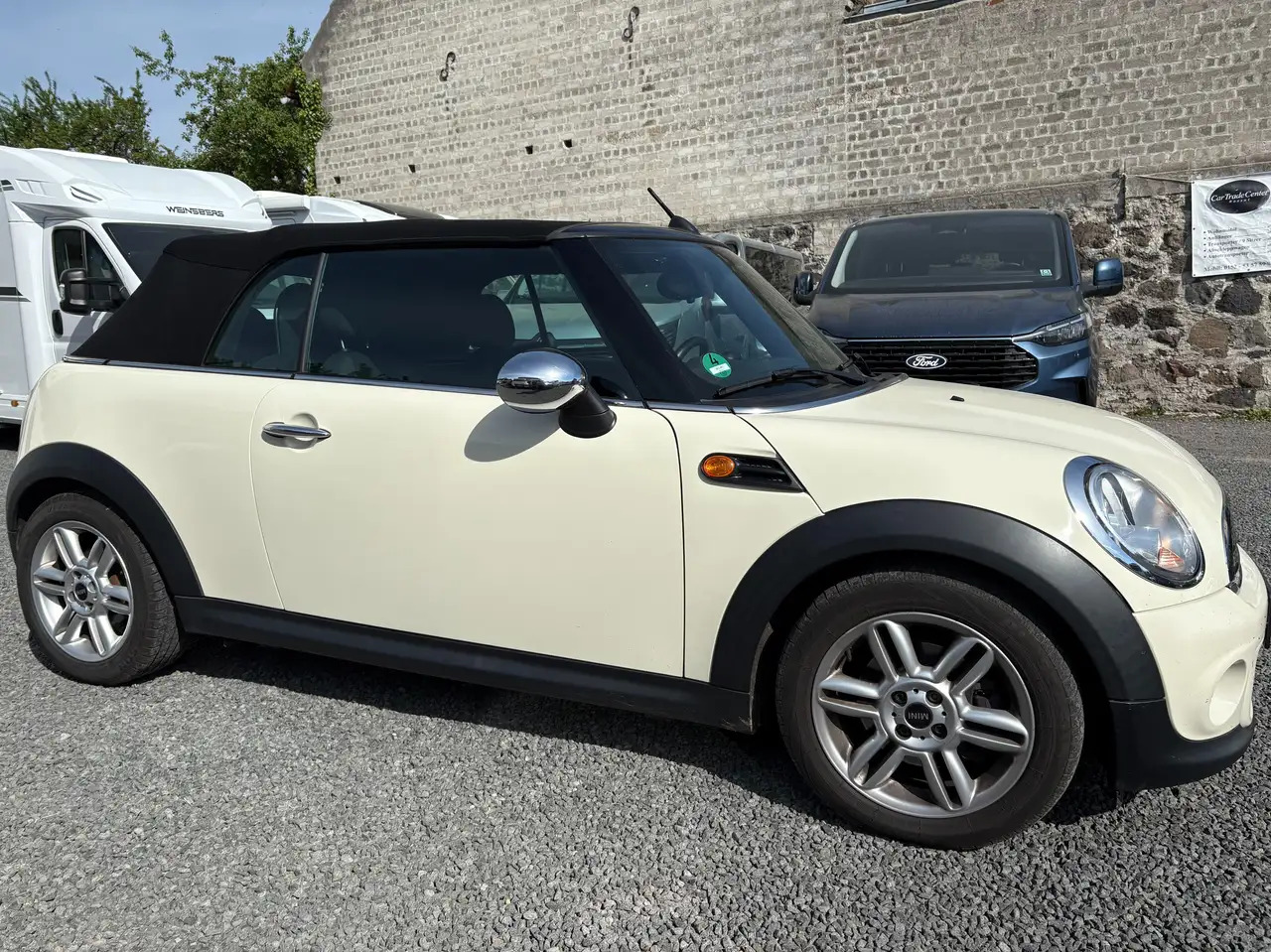 MINI Cooper D Cabrio Cooper D - Automobil: obrázok 3 MINI Cooper D Cabrio Cooper D - Automobil: obrázok 3