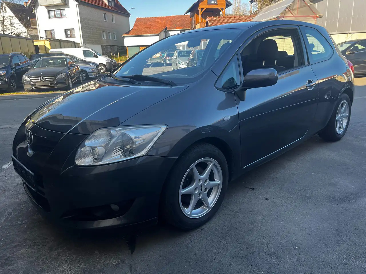 Toyota Auris Sol - Automobil: obrázok 1 Toyota Auris Sol - Automobil: obrázok 1