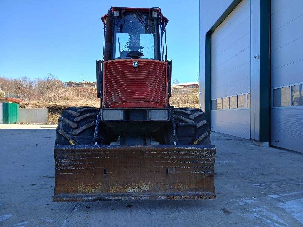 Komatsu 840.3 - Vyvážečka: obrázok 3 Komatsu 840.3 - Vyvážečka: obrázok 3