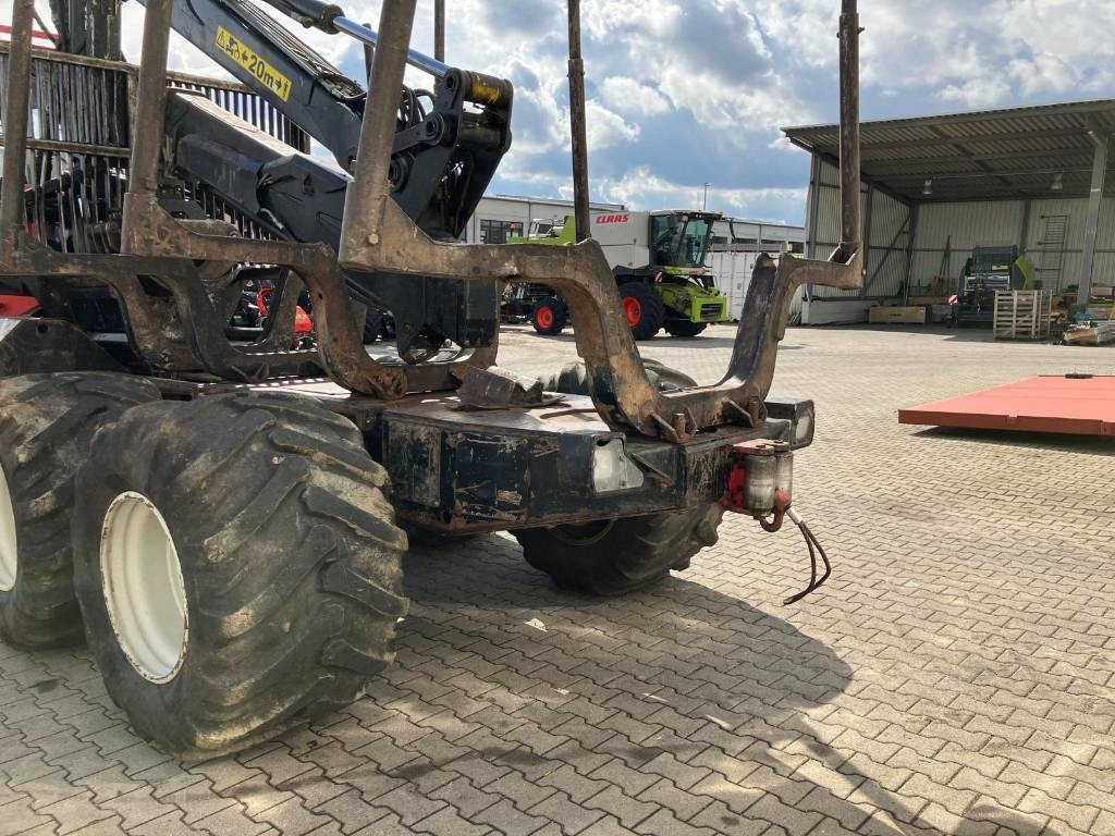 Komatsu 840TX - Vyvážečka: obrázok 5 Komatsu 840TX - Vyvážečka: obrázok 5