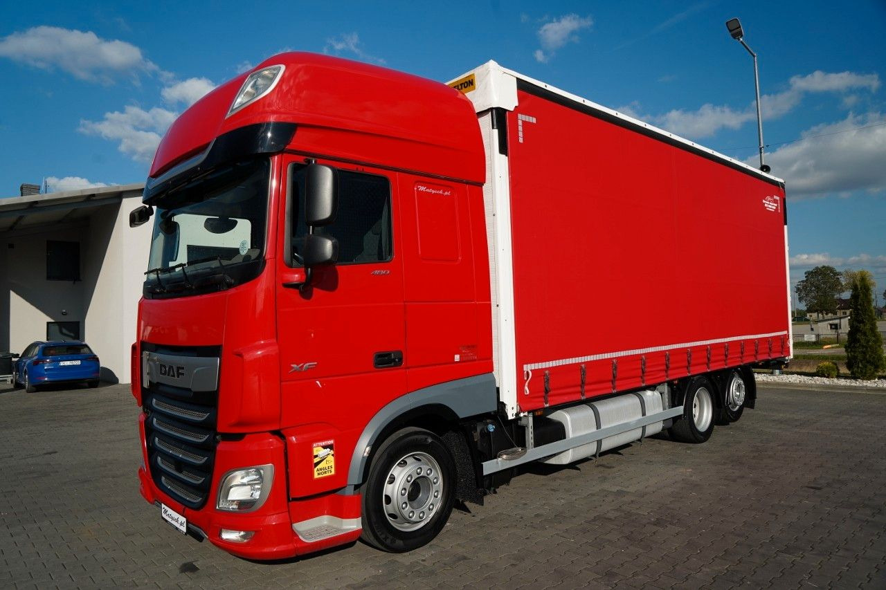 DAF XF 480 / SOLÓWKA / SSC / 6X2 / OŚ PODNOSZONA / W - Plachtové nákladné vozidlo: obrázok 2 DAF XF 480 / SOLÓWKA / SSC / 6X2 / OŚ PODNOSZONA / W - Plachtové nákladné vozidlo: obrázok 2