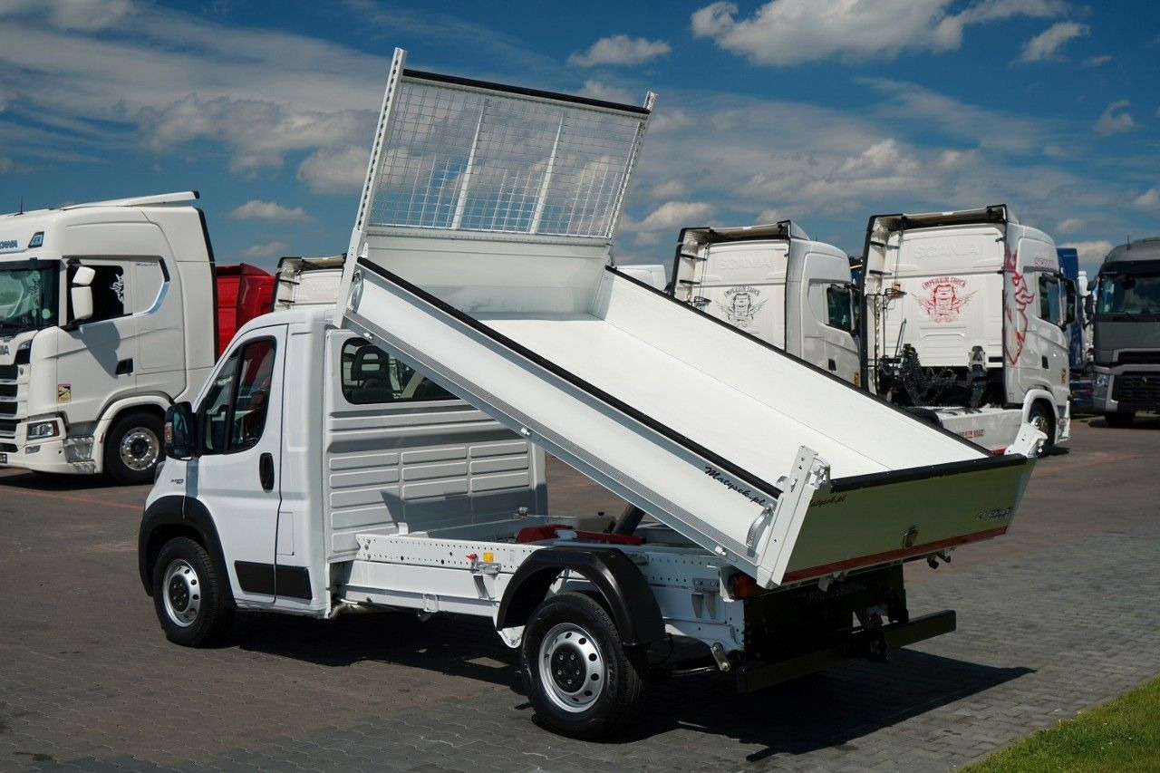 Fiat DUCATO MAXI  / 2.3D / WYWROTKA 3,2 M / KLIMA / - Dodávka sklápač: obrázok 4 Fiat DUCATO MAXI  / 2.3D / WYWROTKA 3,2 M / KLIMA / - Dodávka sklápač: obrázok 4
