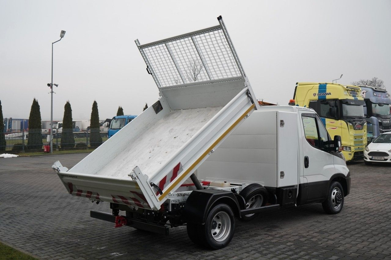 Iveco DAILY 35-160 / WYWROTKA TYLNOZSYPOWA / BLOKADA - Dodávka sklápač: obrázok 5 Iveco DAILY 35-160 / WYWROTKA TYLNOZSYPOWA / BLOKADA - Dodávka sklápač: obrázok 5