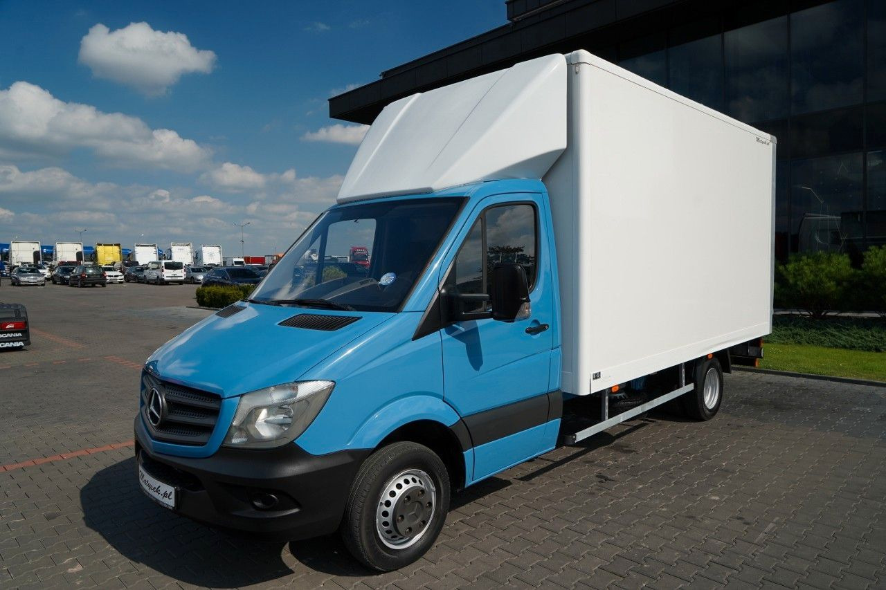 Iveco SPRINTER / KONTENER / BLIŹNIAK / WINDA DHOLLANDI - Chladiarenská dodávka: obrázok 5 Iveco SPRINTER / KONTENER / BLIŹNIAK / WINDA DHOLLANDI - Chladiarenská dodávka: obrázok 5