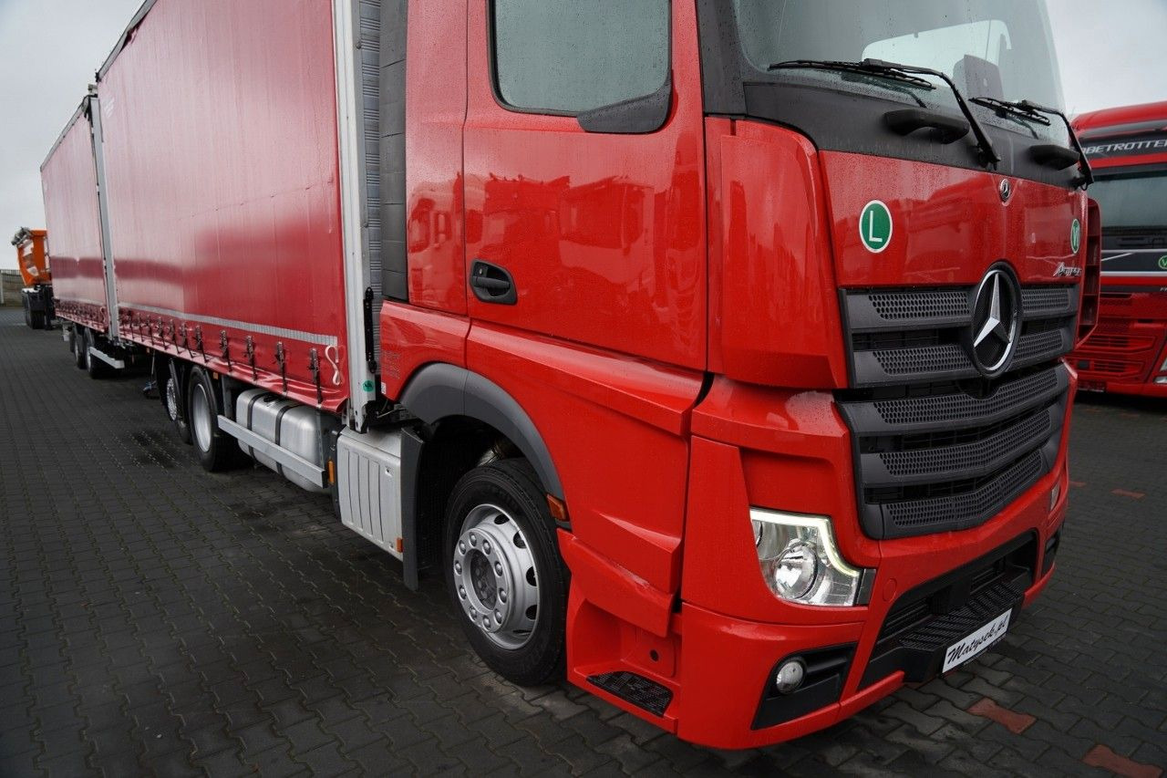 Mercedes-Benz ACTROS 2545 / ZESTAW TANDEM 120 M3 / PRZEJAZDOWY - Plachtové nákladné vozidlo: obrázok 5 Mercedes-Benz ACTROS 2545 / ZESTAW TANDEM 120 M3 / PRZEJAZDOWY - Plachtové nákladné vozidlo: obrázok 5