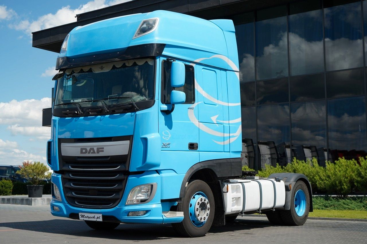 DAF XF 460 / SUPER SPACE CAB / RETARDER / EURO 6 / 2 - Ťahač: obrázok 2 DAF XF 460 / SUPER SPACE CAB / RETARDER / EURO 6 / 2 - Ťahač: obrázok 2