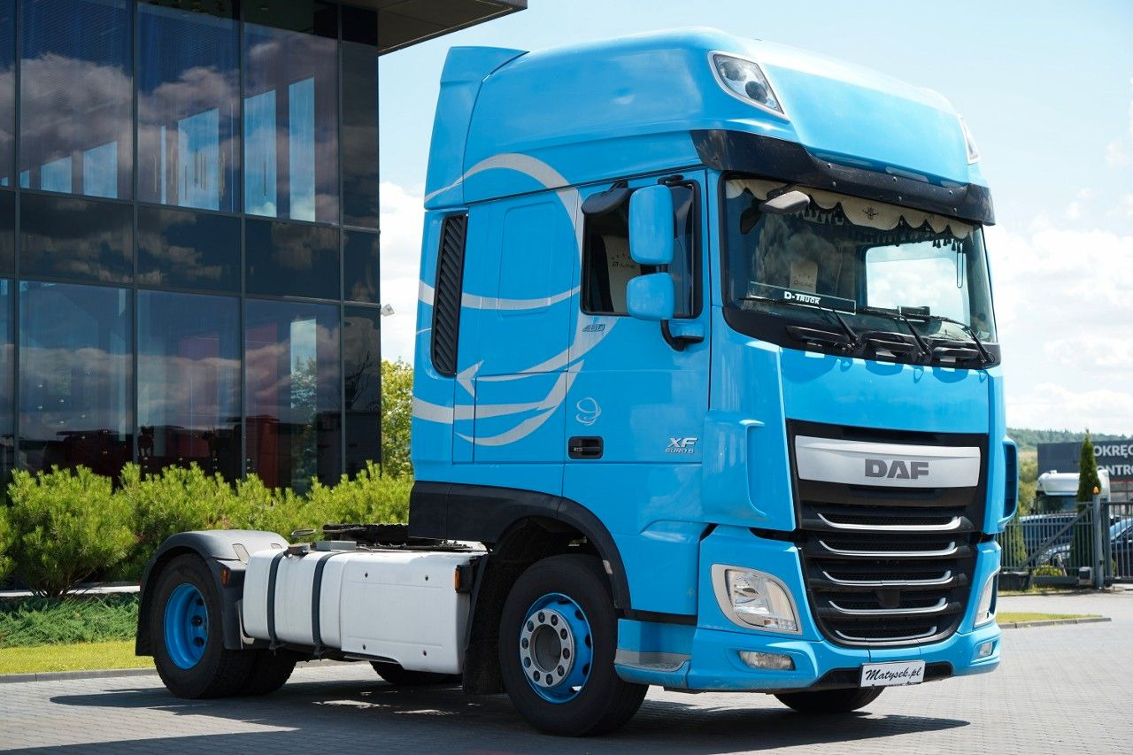 DAF XF 460 / SUPER SPACE CAB / RETARDER / EURO 6 / 2 - Ťahač: obrázok 1 DAF XF 460 / SUPER SPACE CAB / RETARDER / EURO 6 / 2 - Ťahač: obrázok 1