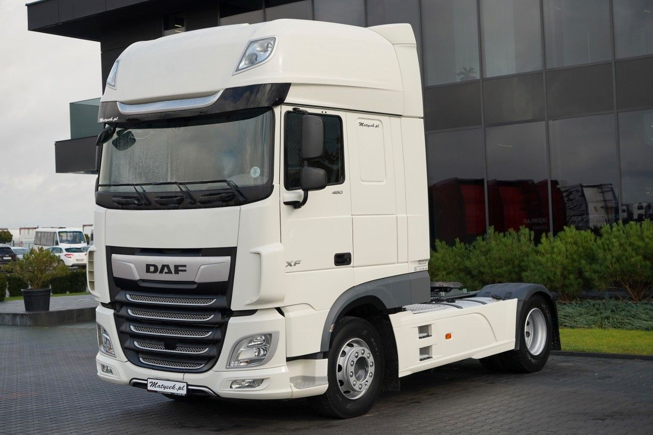 DAF XF 480 / SUPER SPACE CAB / OPONY 100% / 2021 ROK - Ťahač: obrázok 2 DAF XF 480 / SUPER SPACE CAB / OPONY 100% / 2021 ROK - Ťahač: obrázok 2