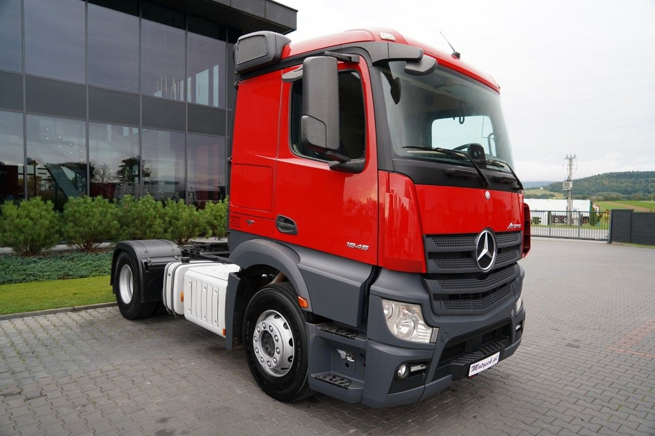Mercedes-Benz ACTROS 1845 / HYDRAULIKA / NISKA KABINA / EURO - Ťahač: obrázok 5 Mercedes-Benz ACTROS 1845 / HYDRAULIKA / NISKA KABINA / EURO - Ťahač: obrázok 5